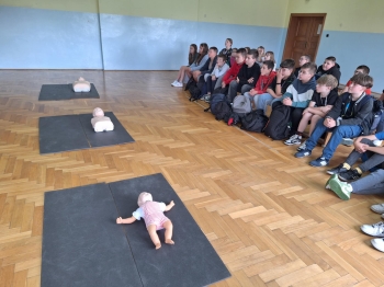 76c54e95-7cd7-4b97-8f7d-e1175c2e17d5