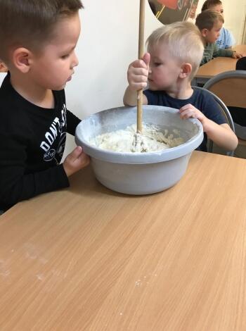 75588228_1422943617881616_8694788208417832960_n