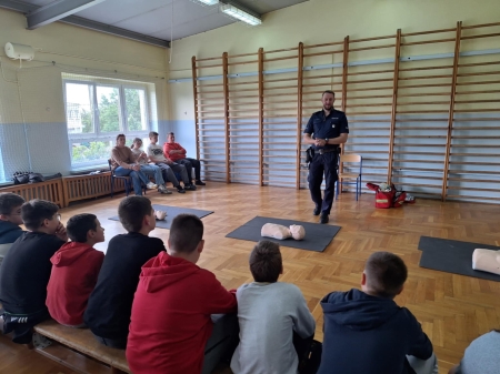 Zajęcia praktyczne z pierwszej pomocy przedmedycznej