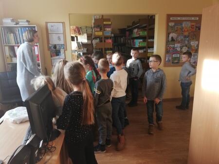 Pasowanie uczniów klasy I na czytelników