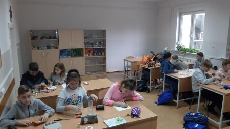 Wyznaczanie gęstości ciał stałych na lekcjach fizyki 